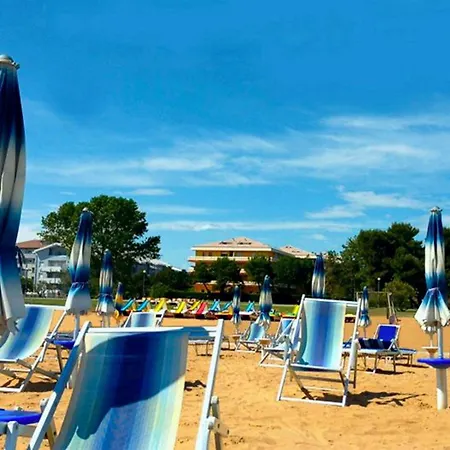 Appartement In Mit Terrasse Bibione